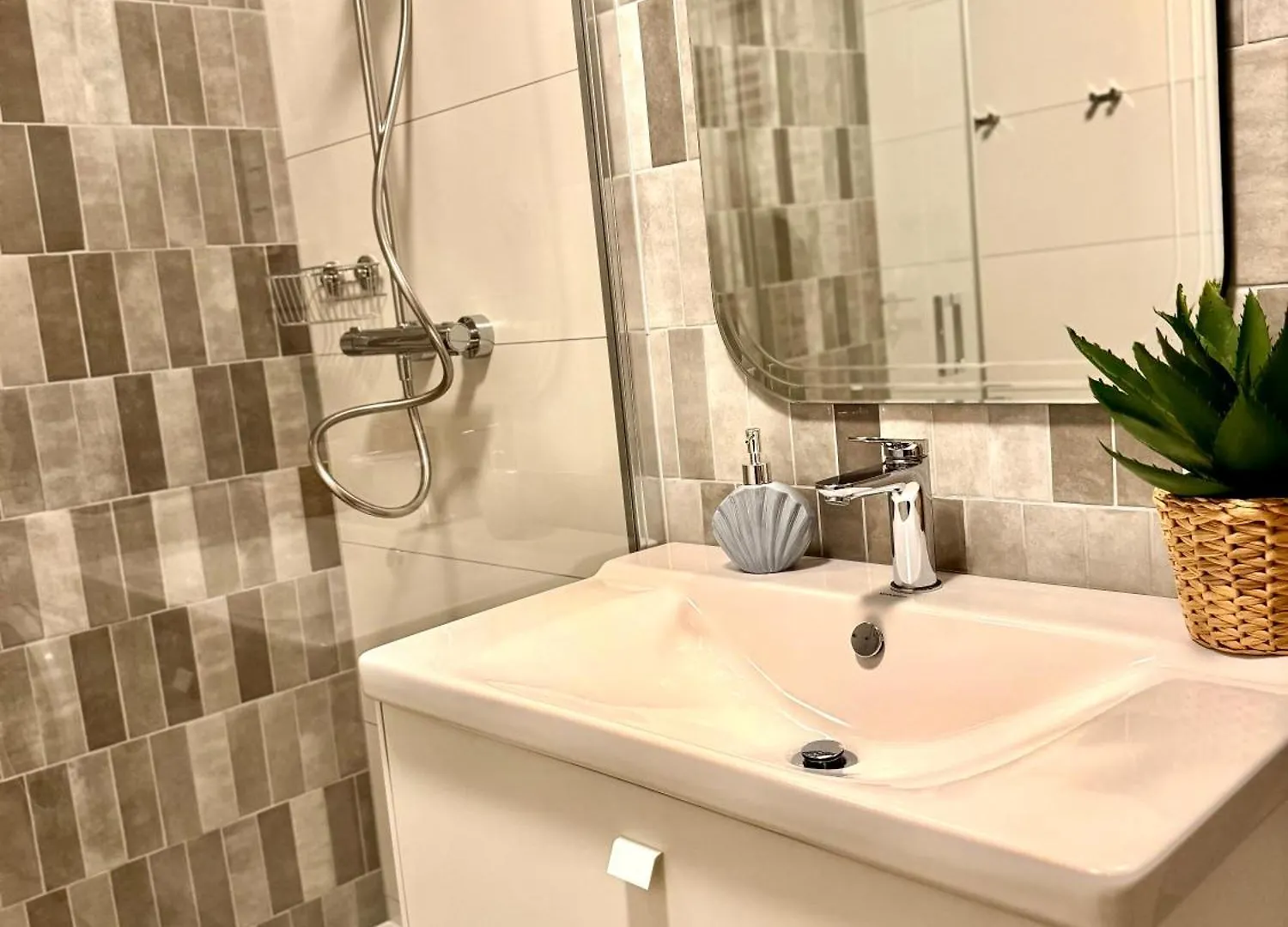 Apartment Polanki Aqua D14 Basen Sauna Fitnes Bez Limitu Parking W Cenie Kolobrzeg Poland